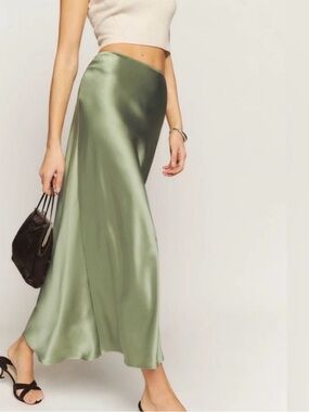 Reformation Layla Silk Skirt Artichoke Green Size 2